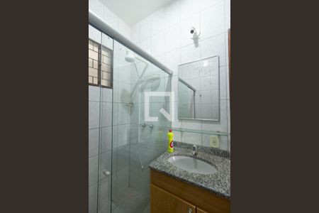 Casa à venda com 150m², 3 quartos e 2 vagas Casa à venda com 150m², 3 quartos e 2 vagasDetalhe do Banheiro Social