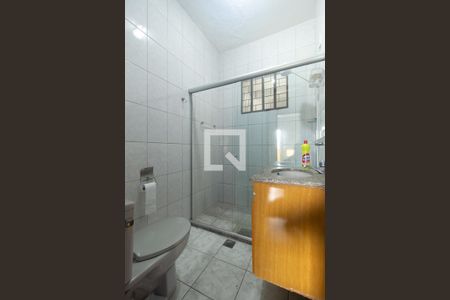 Casa à venda com 150m², 3 quartos e 2 vagas Casa à venda com 150m², 3 quartos e 2 vagasBanheiro Social