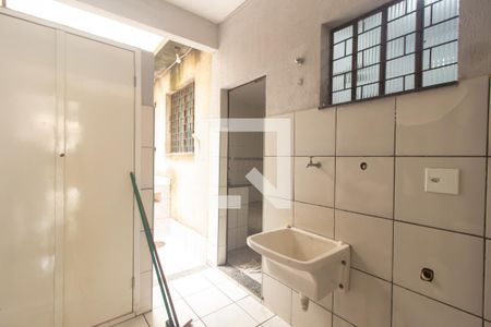 Casa à venda com 150m², 3 quartos e 2 vagas Casa à venda com 150m², 3 quartos e 2 vagasÁrea de Serviço