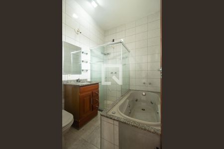 Casa à venda com 150m², 3 quartos e 2 vagas Casa à venda com 150m², 3 quartos e 2 vagasBanheiro da Suíte 1