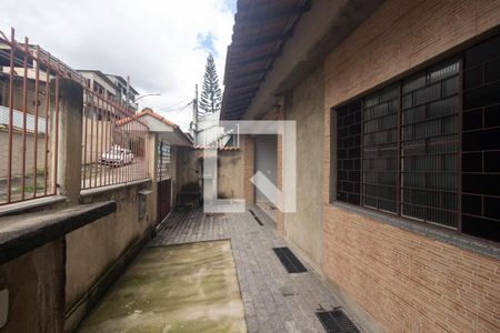 Casa à venda com 150m², 3 quartos e 2 vagas Casa à venda com 150m², 3 quartos e 2 vagasQuintal
