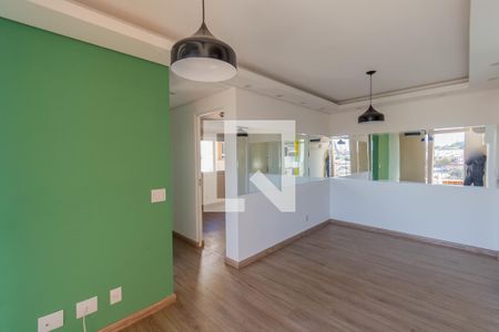 Sala de apartamento à venda com 3 quartos, 60m² em Vila Satúrnia, Campinas