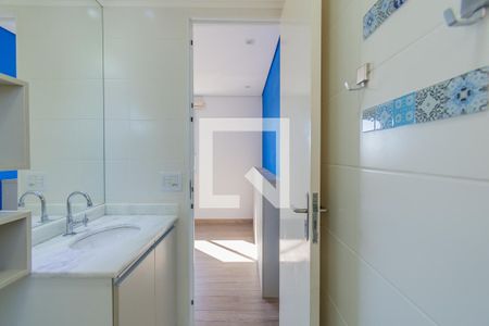 Apartamento à venda com 60m², 3 quartos e 2 vagas Apartamento à venda com 60m², 3 quartos e 2 vagasBanheiro da Suíte