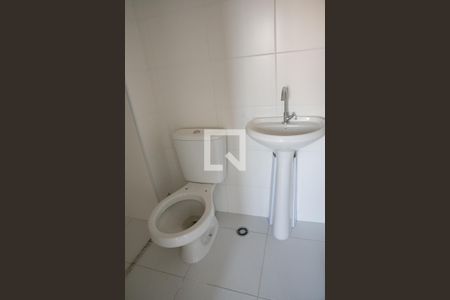 Apartamento à venda com 35m², 2 quartos e sem vagaBanheiro