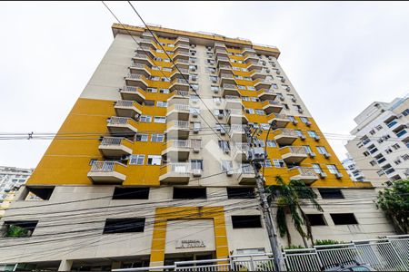Apartamento à venda com 110m², 2 quartos e 1 vagaFachada