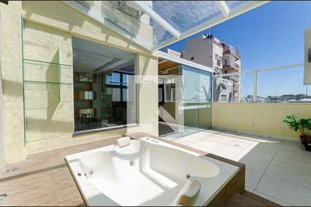 Apartamento à venda com 110m², 2 quartos e 1 vagaCobertura