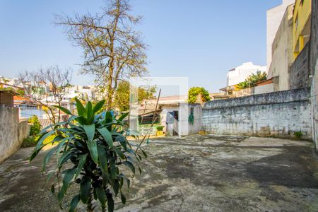 Casa à venda com 400m², 2 quartos e 2 vagasQuintal
