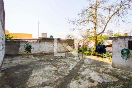 Casa à venda com 400m², 2 quartos e 2 vagasQuintal