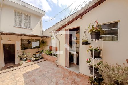 Casa à venda com 500m², 8 quartos e 3 vagas Casa à venda com 500m², 8 quartos e 3 vagasÁrea Externa