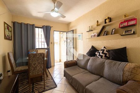 Sala de casa para alugar com 2 quartos, 76m² em Campo Grande, Rio de Janeiro