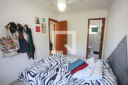 Casa à venda com 100m², 3 quartos e 1 vaga Casa à venda com 100m², 3 quartos e 1 vagaQuarto Suíte