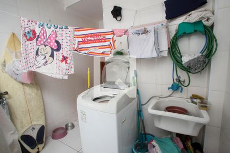 Casa à venda com 100m², 3 quartos e 1 vaga Casa à venda com 100m², 3 quartos e 1 vagaÁrea de Serviço