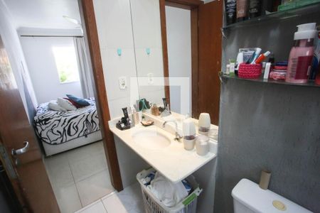 Casa à venda com 100m², 3 quartos e 1 vaga Casa à venda com 100m², 3 quartos e 1 vagaBanheiro da Suíte