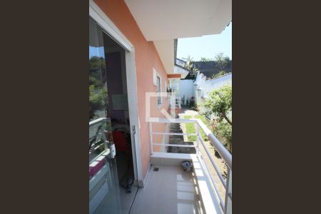 Casa à venda com 100m², 3 quartos e 1 vaga Casa à venda com 100m², 3 quartos e 1 vagaVaranda do Quarto 2