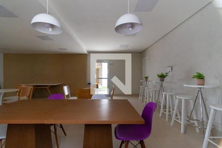 Apartamento à venda com 43m², 2 quartos e sem vagaÁrea comum - Salão de festas