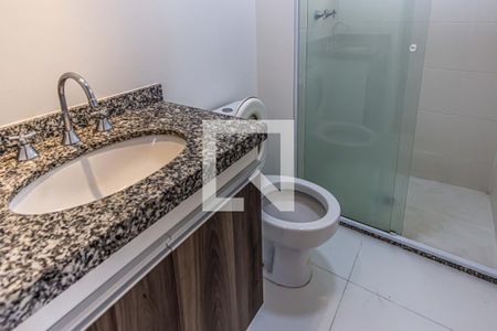 Banheiro de kitnet/studio para alugar com 1 quarto, 26m² em Campos Elíseos, São Paulo