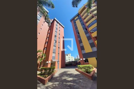Apartamento à venda com 68m², 3 quartos e 2 vagas Apartamento à venda com 68m², 3 quartos e 2 vagasFachada