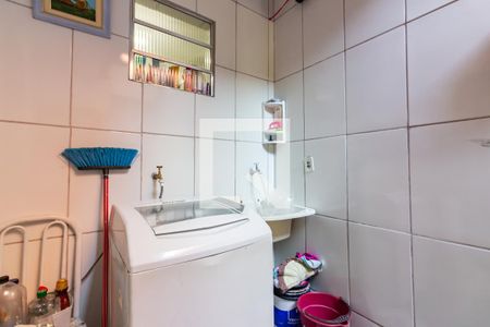 Casa à venda com 130m², 4 quartos e 2 vagasÁrea de Serviço 