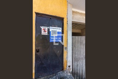 Casa à venda com 130m², 4 quartos e 2 vagasPlaca de Anuncio 