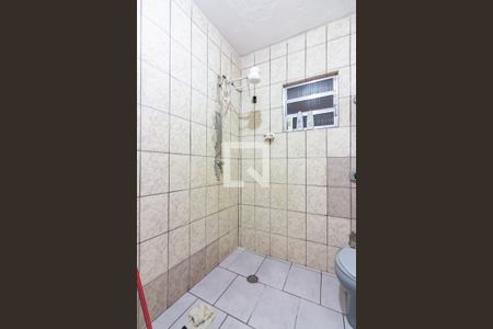 Casa à venda com 130m², 4 quartos e 2 vagasBanheiro