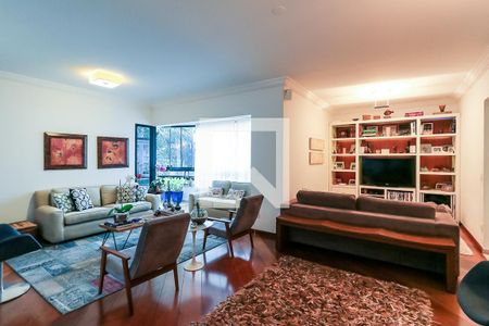 Apartamento à venda com 170m², 3 quartos e 3 vagas Apartamento à venda com 170m², 3 quartos e 3 vagasSala