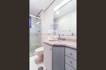 Apartamento à venda com 170m², 3 quartos e 3 vagas Apartamento à venda com 170m², 3 quartos e 3 vagasBanheiro Suíte 3