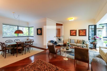 Apartamento à venda com 170m², 3 quartos e 3 vagas Apartamento à venda com 170m², 3 quartos e 3 vagasSala