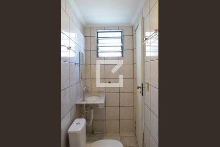 Casa para alugar com 154m², 3 quartos e 2 vagasBanheiro da Suíte