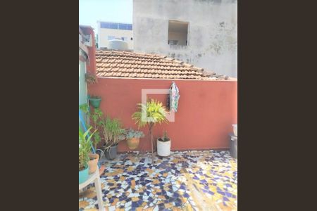 Casa à venda com 172m², 3 quartos e 2 vagas