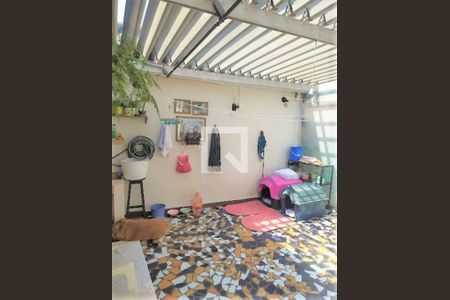 Casa à venda com 172m², 3 quartos e 2 vagas