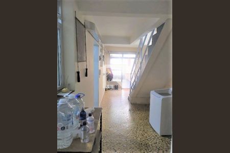 Casa à venda com 172m², 3 quartos e 2 vagas