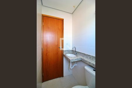 Apartamento à venda com 106m², 2 quartos e 2 vagasBanheiro da Suíte