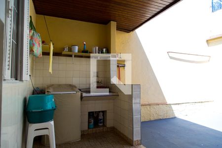 Casa à venda com 96m², 2 quartos e 1 vagaÁrea de Serviço