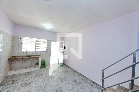 Sala/Cozinha de casa para alugar com 1 quarto, 40m² em Vila Industrial, São Paulo