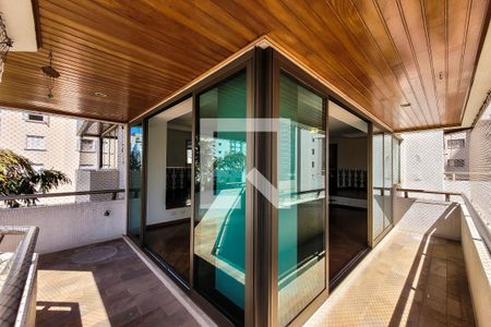 varanda Sala de Estar de apartamento à venda com 3 quartos, 192m² em Aclimação, São Paulo