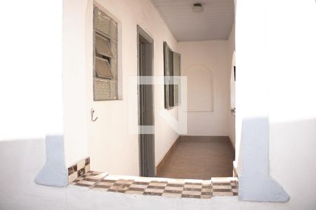 Casa para alugar com 80m², 2 quartos e sem vagavaranda