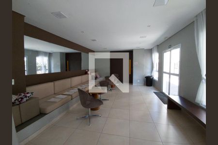 Apartamento para alugar com 33m², 1 quarto e sem vaga Apartamento para alugar com 33m², 1 quarto e sem vagaÁrea comum - Salão de festas