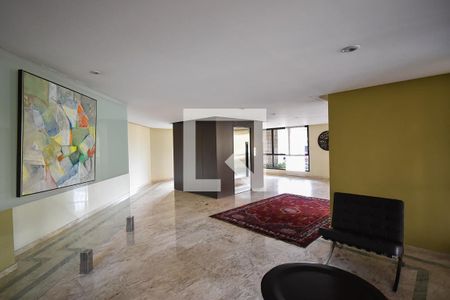 Apartamento à venda com 285m², 4 quartos e 4 vagas Apartamento à venda com 285m², 4 quartos e 4 vagasHall social