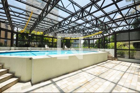 Apartamento à venda com 285m², 4 quartos e 4 vagasPiscina