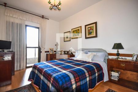 Apartamento à venda com 285m², 4 quartos e 4 vagas Apartamento à venda com 285m², 4 quartos e 4 vagasSuíte 4