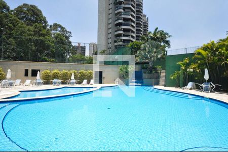 Apartamento à venda com 285m², 4 quartos e 4 vagasPiscina