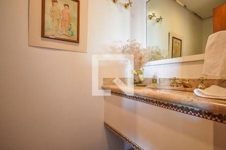 Apartamento à venda com 285m², 4 quartos e 4 vagas Apartamento à venda com 285m², 4 quartos e 4 vagasLavabo