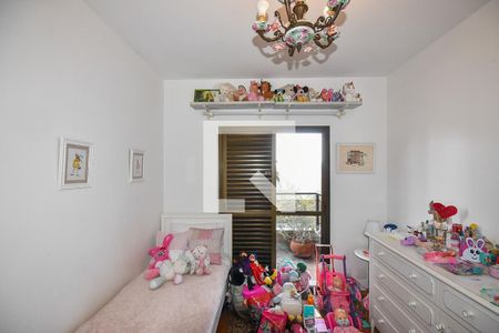 Apartamento à venda com 285m², 4 quartos e 4 vagas Apartamento à venda com 285m², 4 quartos e 4 vagasSuíte 3