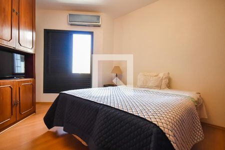 Apartamento à venda com 285m², 4 quartos e 4 vagas Apartamento à venda com 285m², 4 quartos e 4 vagasSuíte 1