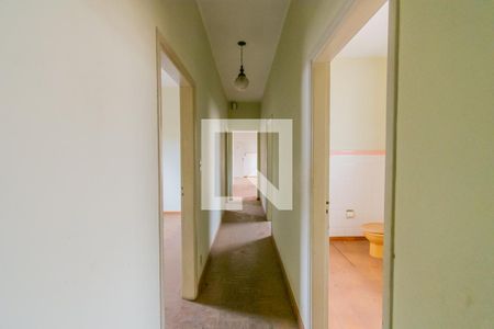 Casa à venda com 400m², 4 quartos e 2 vagasCorredor