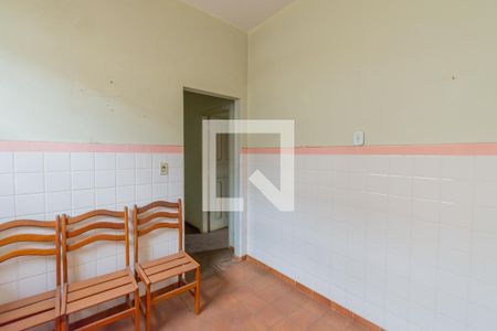 Casa à venda com 400m², 4 quartos e 2 vagasCozinha