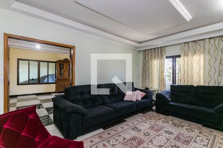 Sala de Estar de casa para alugar com 6 quartos, 483m² em Centro, Mogi das Cruzes