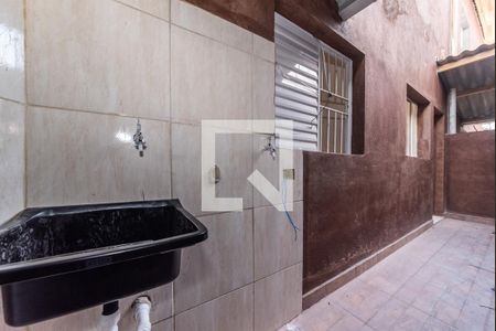 Casa para alugar com 45m², 2 quartos e 1 vaga Casa para alugar com 45m², 2 quartos e 1 vagaLavanderia