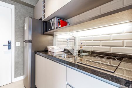 Cozinha de kitnet/studio para alugar com 1 quarto, 21m² em Moema, São Paulo