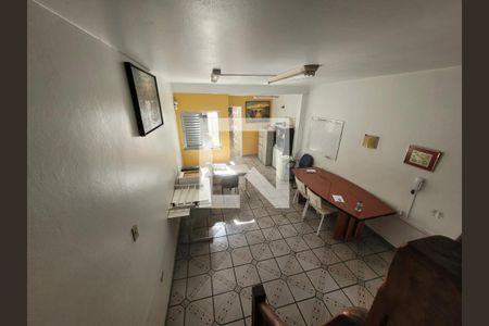 Casa à venda com 3 quartos, 650m² em Pompeia, São Paulo